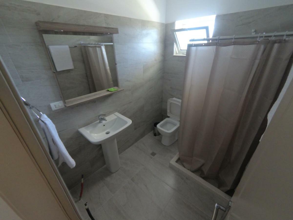 Hotel Vila Nino Berat Exteriér fotografie