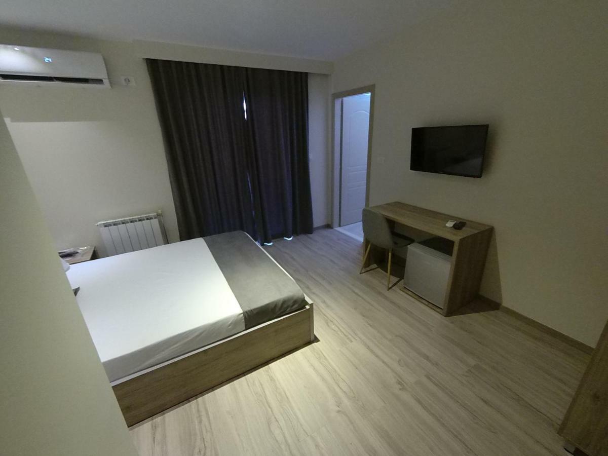 Hotel Vila Nino Berat Exteriér fotografie