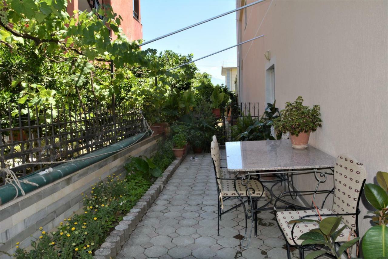 Hotel Vila Nino Berat Exteriér fotografie